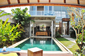 Гостиница Villa Efes Bali  Kuta